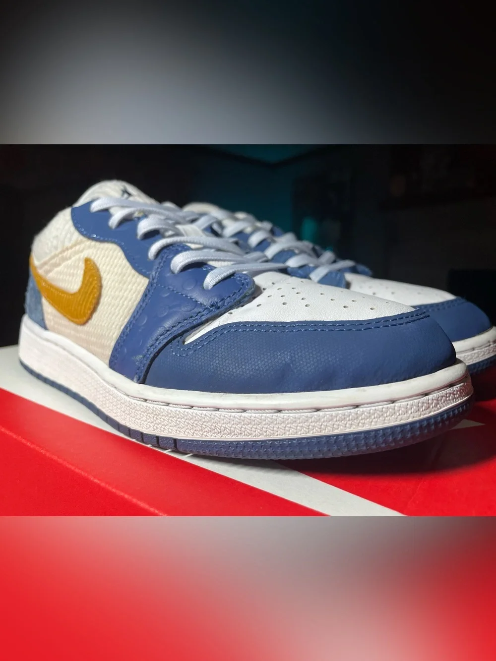 Jordan 1 Low SE Messy Room (GS) Size 7Y